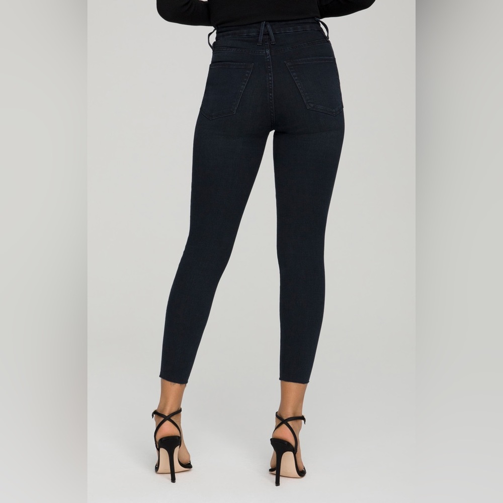 NWT Good American Distressed Good Waist Crop Skinny Jeans in Black size 0/25